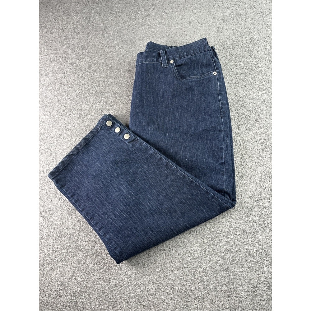 Karen Scott Women's Size 12 Straight Dark Wash‎ Mid Rise Cropped Capris - Picture 9 of 11